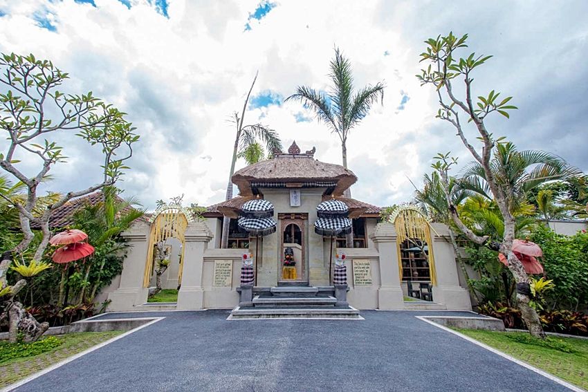 Alam Puisi Villa Ubud Exterior photo
